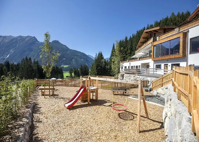 Stylish By Slopes Chalet Neukirchen am Großvenediger