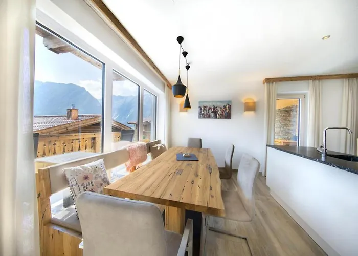 Stylish By Slopes Chalet *