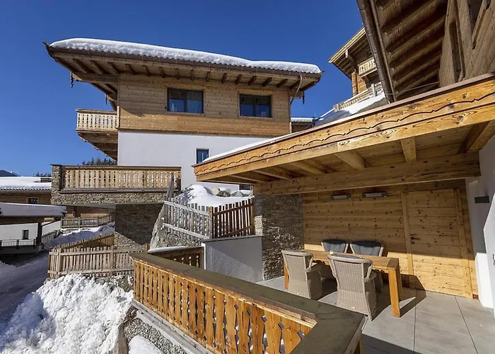 Chalet Stylish By Slopes Neukirchen am Großvenediger