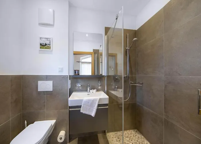 Stylish By Slopes Chalet *