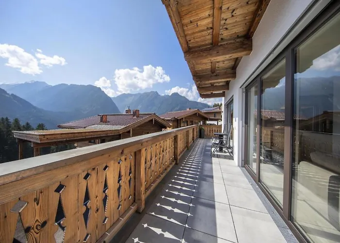 Chalet Stylish By Slopes Neukirchen am Großvenediger